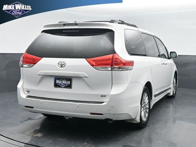 2013 Toyota Sienna XLE Mobility Auto Access