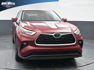 2020 Toyota Highlander LE