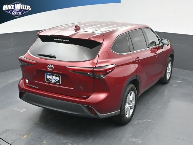 2020 Toyota Highlander LE