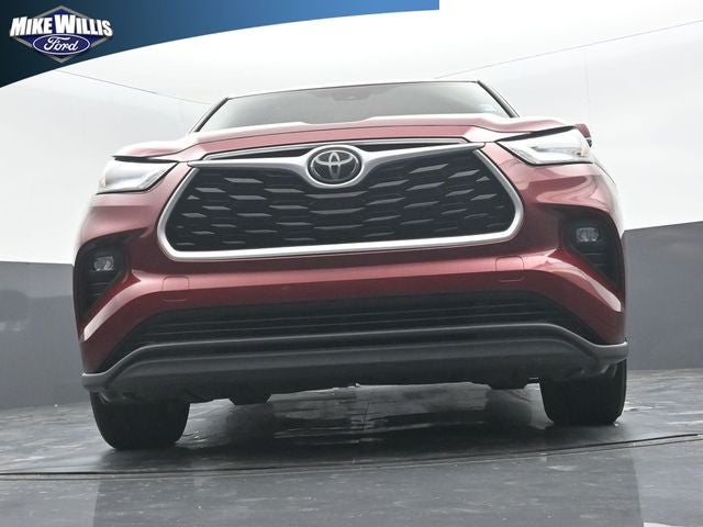 2020 Toyota Highlander LE