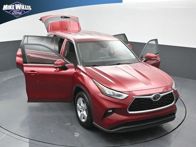 2020 Toyota Highlander LE