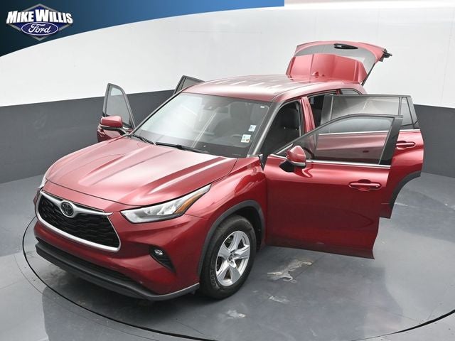 2020 Toyota Highlander LE