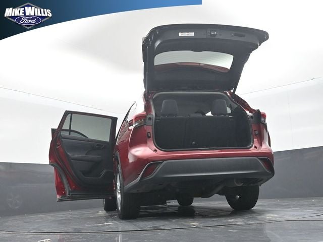 2020 Toyota Highlander LE