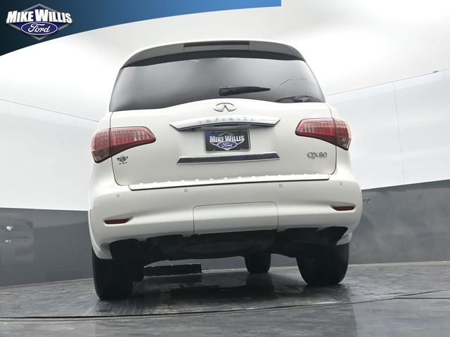 2017 INFINITI QX80 Base