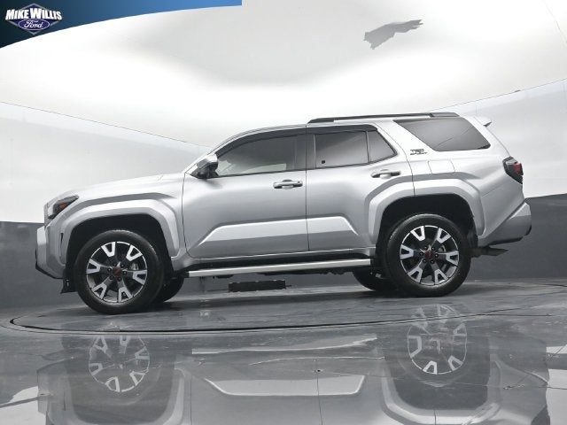 2025 Toyota 4Runner Base