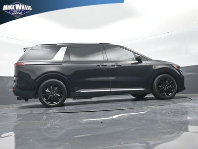 2022 Kia Carnival SX