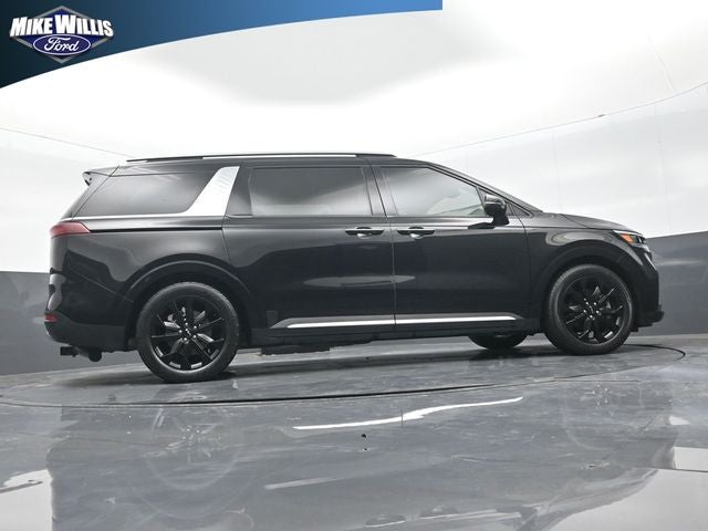 2022 Kia Carnival SX