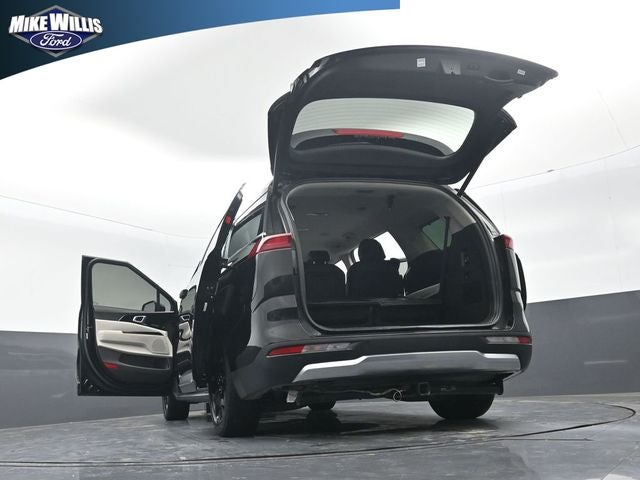 2022 Kia Carnival SX