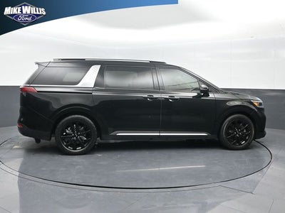 2022 Kia Carnival SX