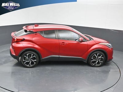 2022 Toyota C-HR XLE