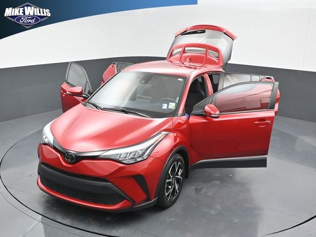 2022 Toyota C-HR XLE