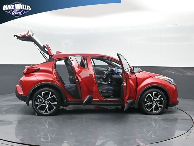 2022 Toyota C-HR XLE