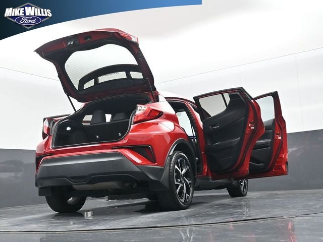 2022 Toyota C-HR XLE