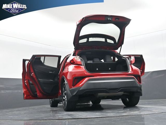 2022 Toyota C-HR XLE