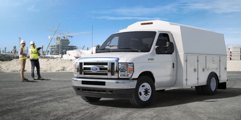 2024 Ford E-Series Cutaway front