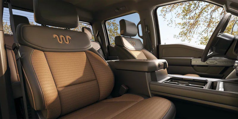 2025 Ford Super Duty F-250 seats comfort